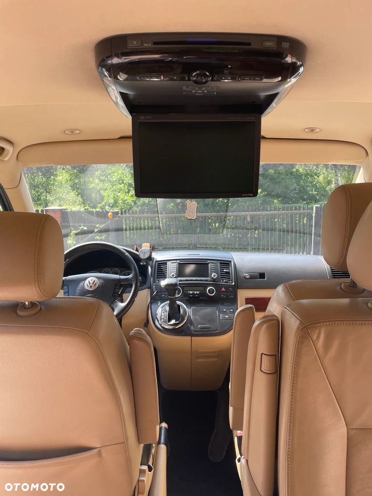 Volkswagen Multivan - 4
