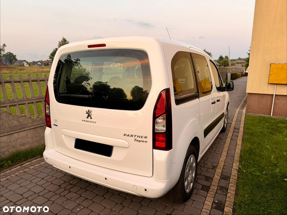 Peugeot Partner BlueHDi 100 Stop&Start Active - 11