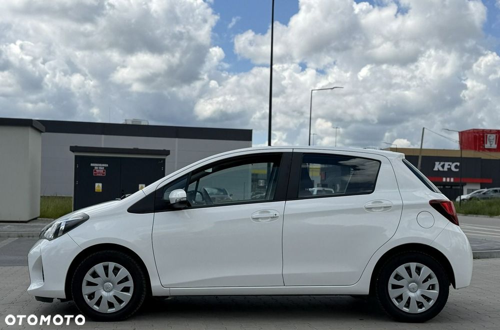 Toyota Yaris - 8