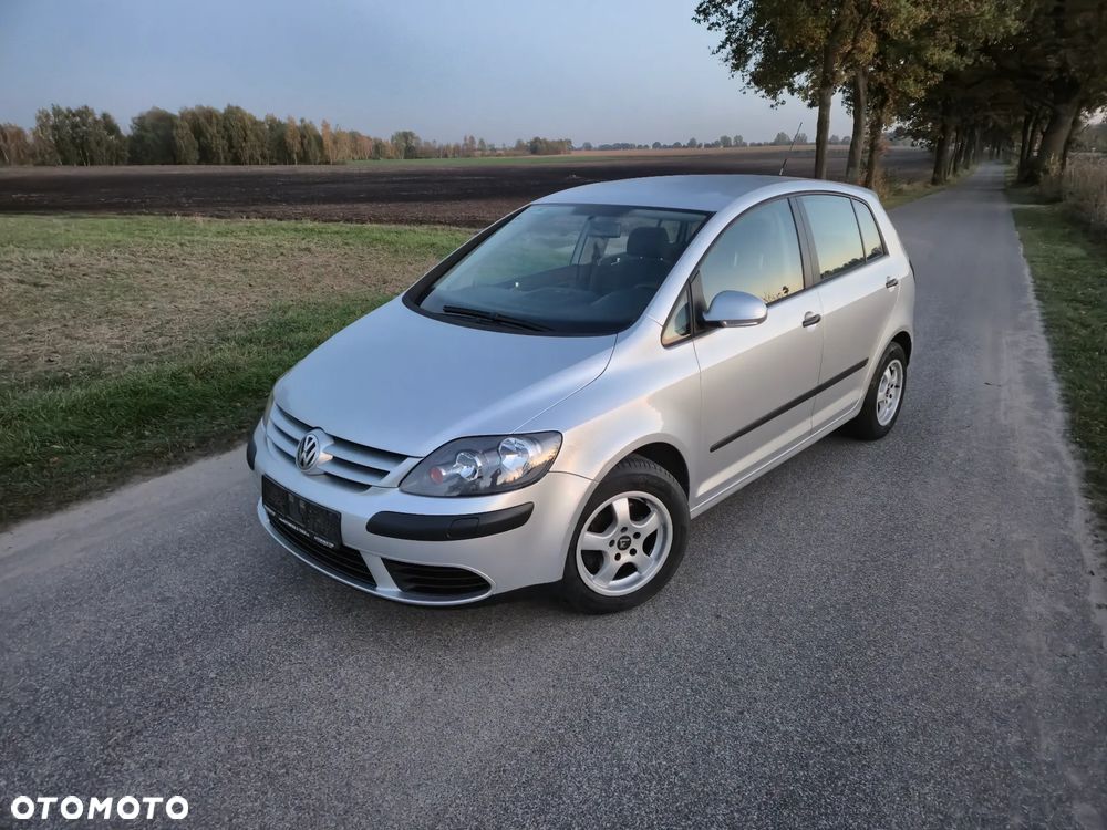 Volkswagen Golf Plus - 33