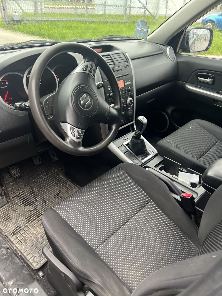 Suzuki Grand Vitara 2006 photo 4