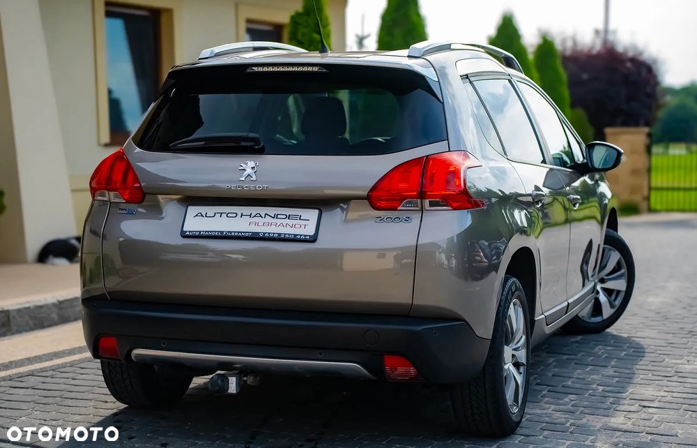 Peugeot 2008 BlueHDi 100 STOP & START Style - 22