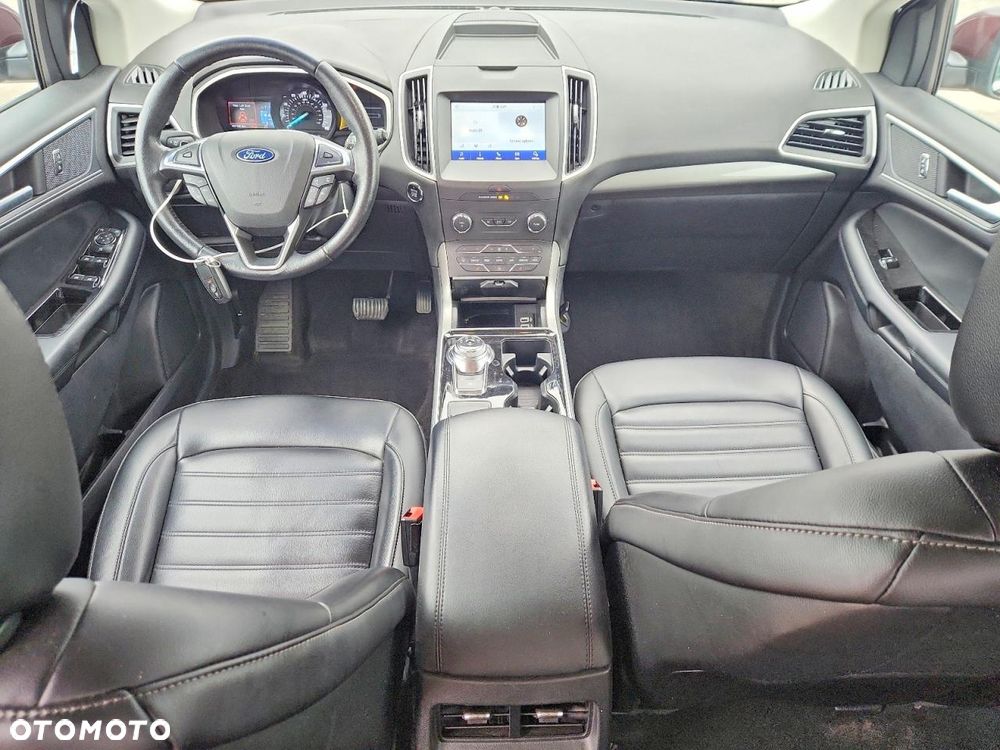 Ford Edge - 8