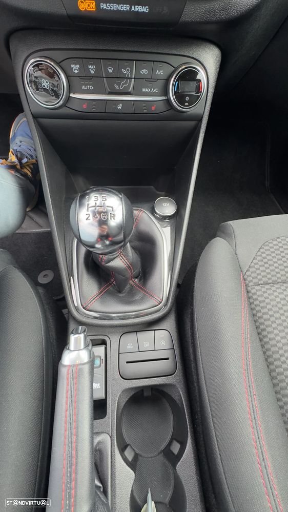 Ford Fiesta 1.0 EcoBoost S&S ACTIVE - 11
