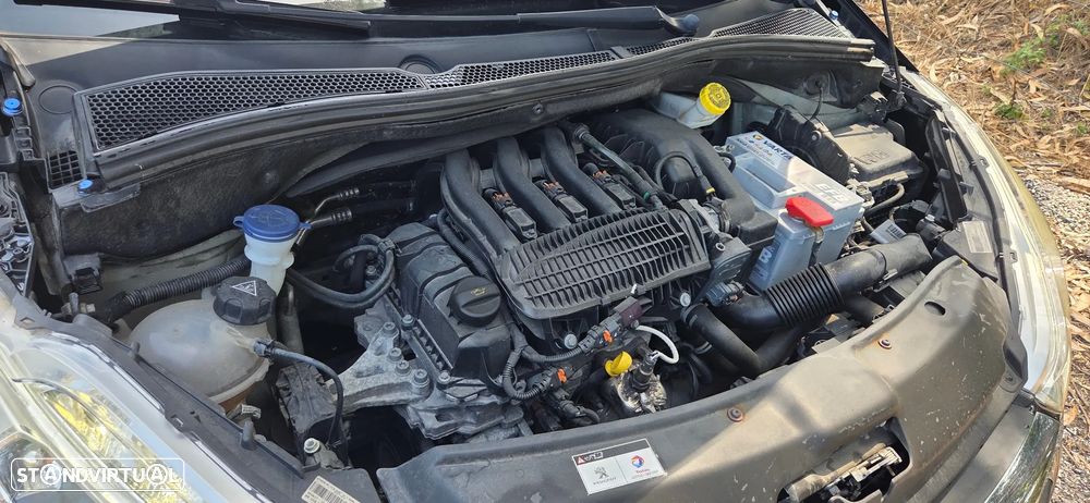 Peugeot 208 1.2 PureTech Style - 16