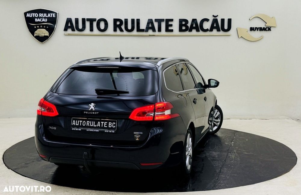 Peugeot 308 - 6