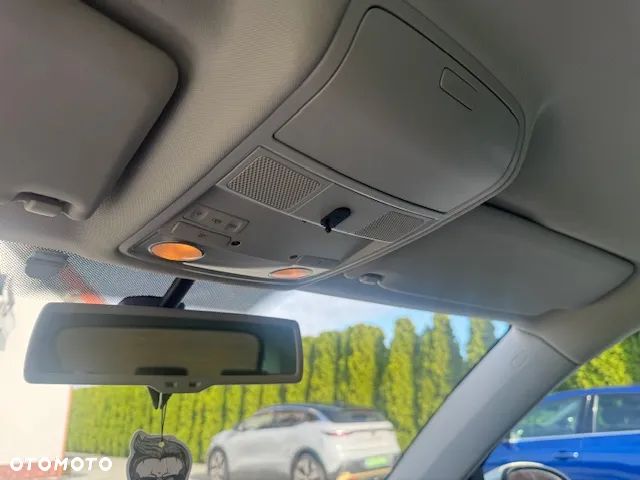 Volkswagen Tiguan - 25