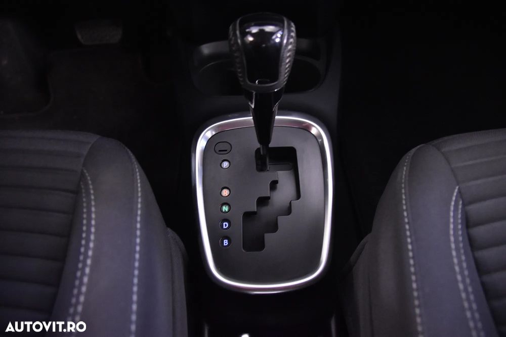 Toyota Yaris - 18
