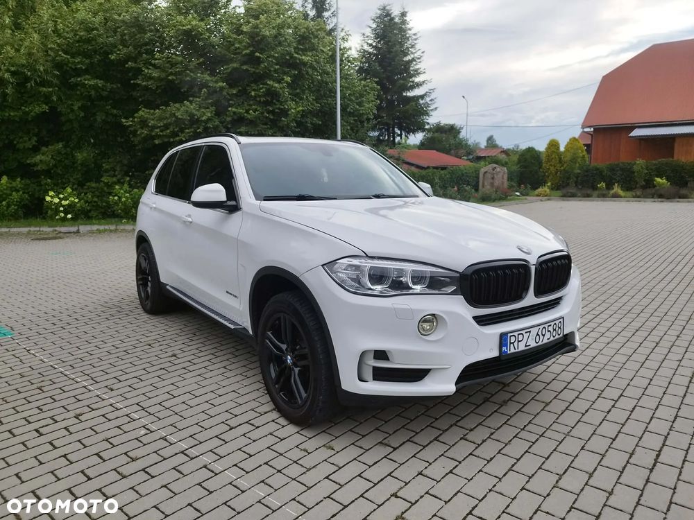 BMW X5 xDrive35i - 1