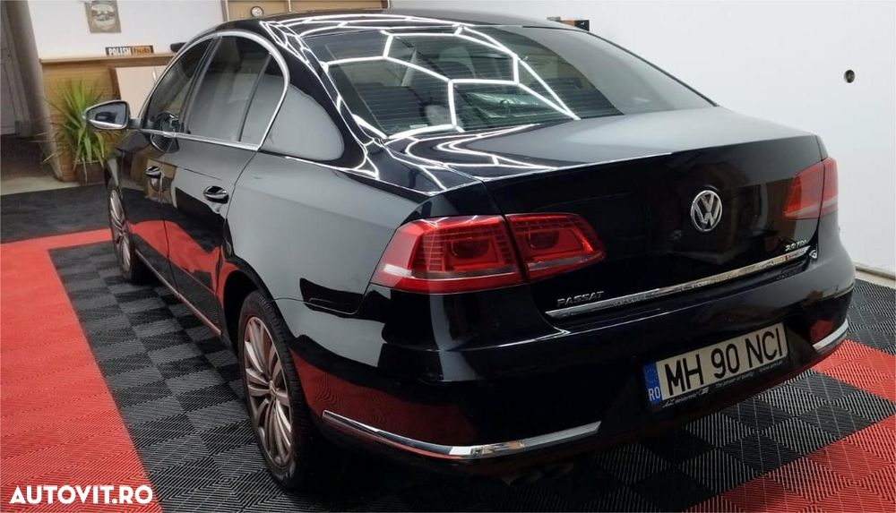 Volkswagen Passat 2.0 TDI DSG BlueMotion Technology Highline - 2