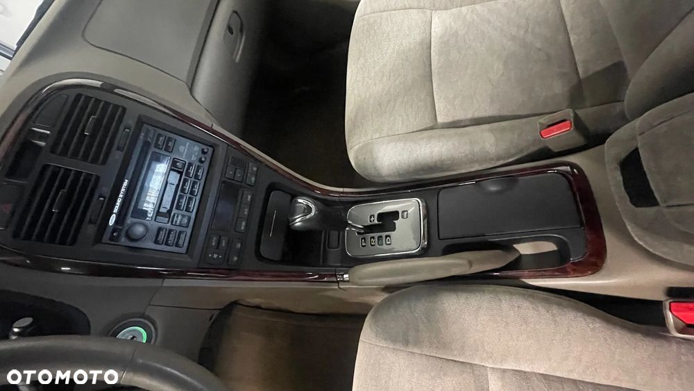 Kia Optima - 11