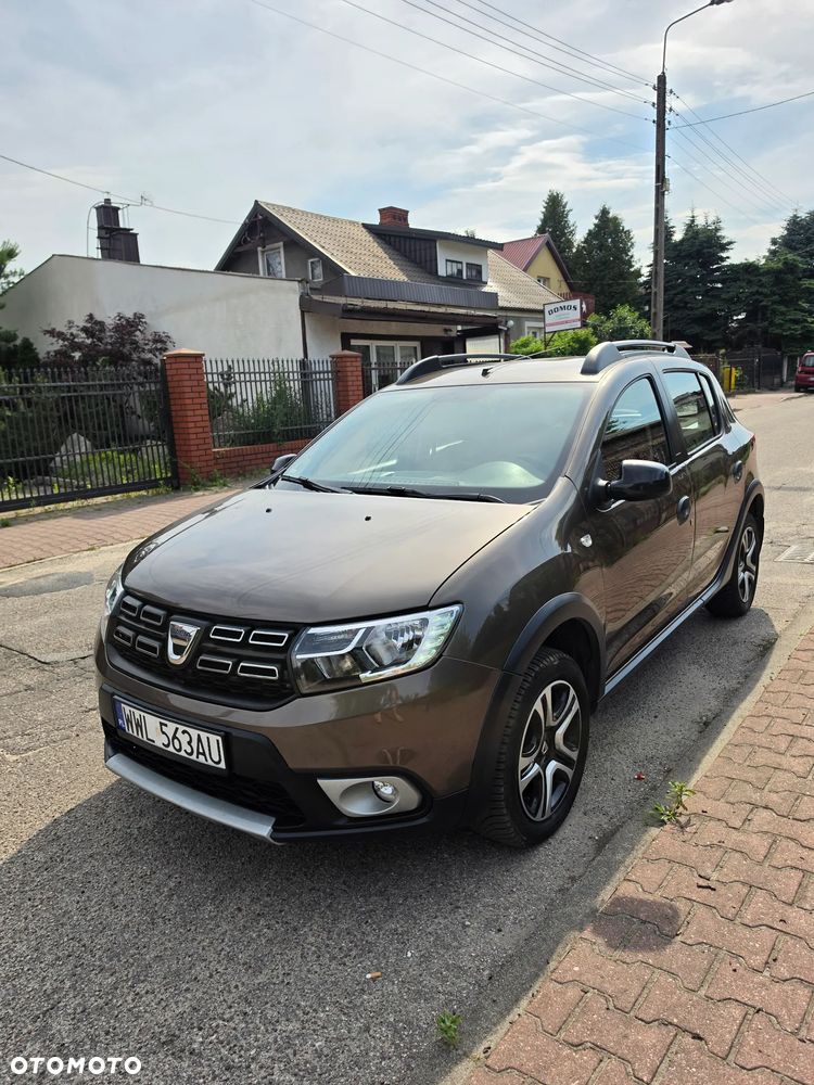 Dacia Sandero 0.9 TCe SL Celebration S&S EU6 - 1