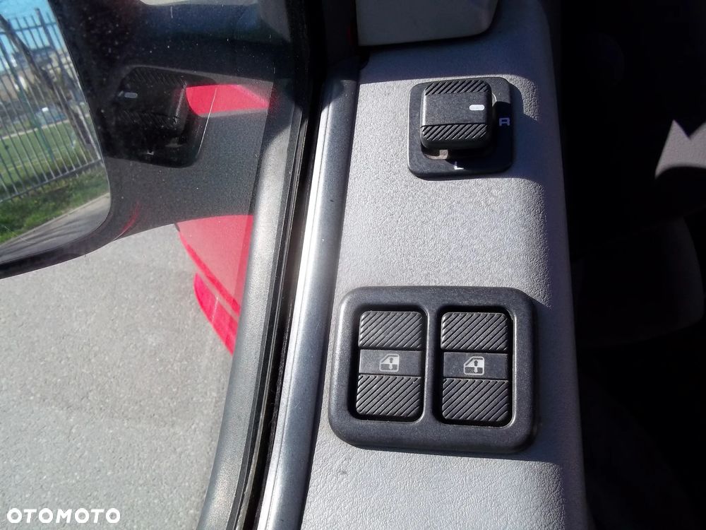 Volkswagen Multivan - 12