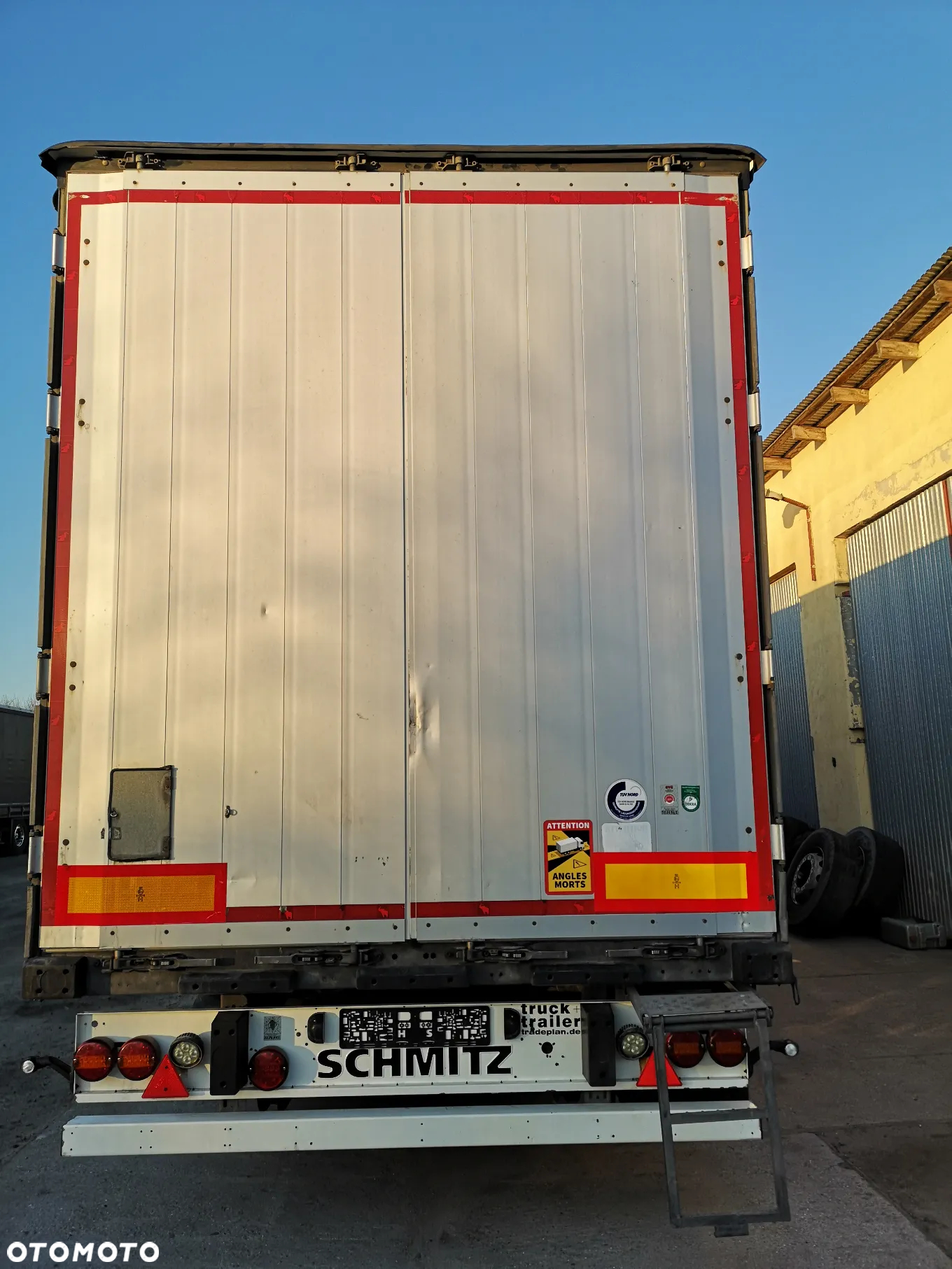 Schmitz Cargobull - 3