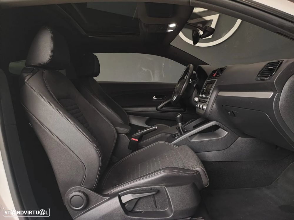 VW Scirocco 2.0 TDI Match - 32