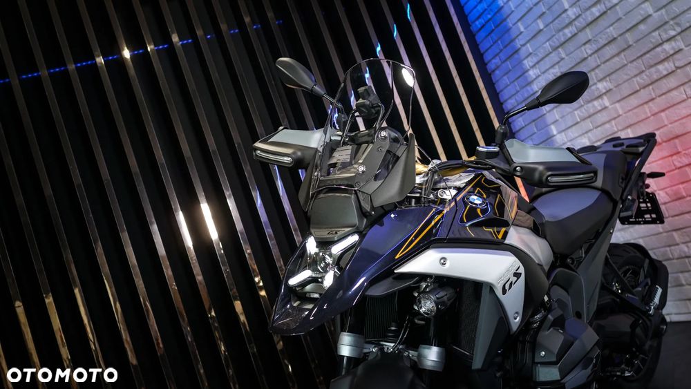 BMW R - 2