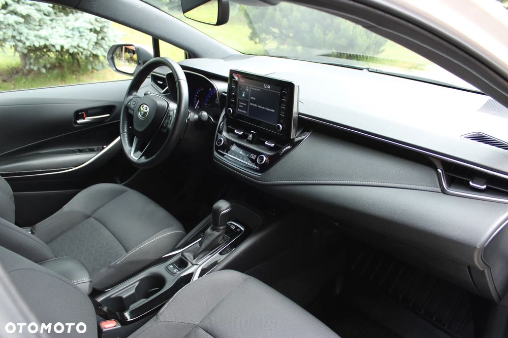 Toyota Corolla 2.0 Hybrid Comfort - 25