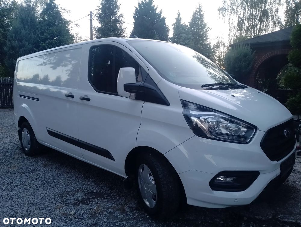 Ford Transit Custom Van - 1