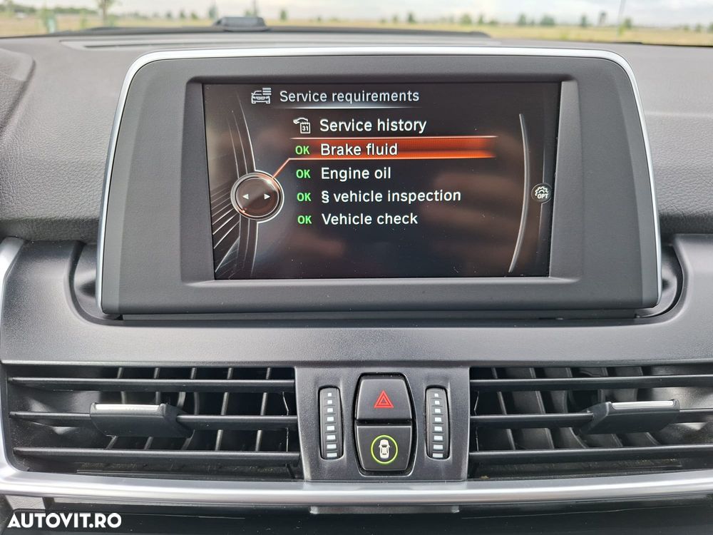 BMW Seria 2 218i Advantage - 21