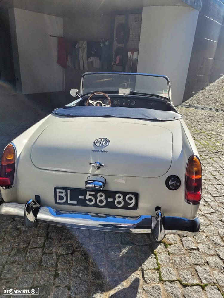 MG Midget - 3