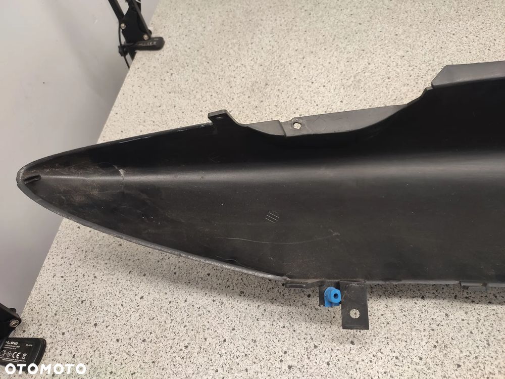 Owiewka, osłona, bok, boczek Yamaha Maxster 125 - 12