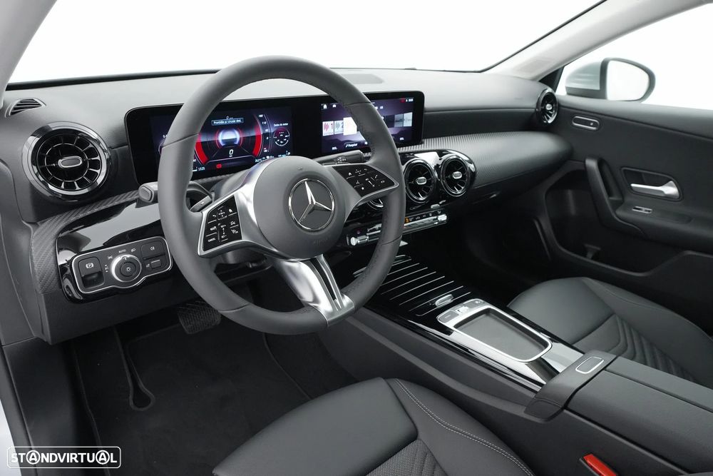 Mercedes-Benz A 250 Limousine e - 27