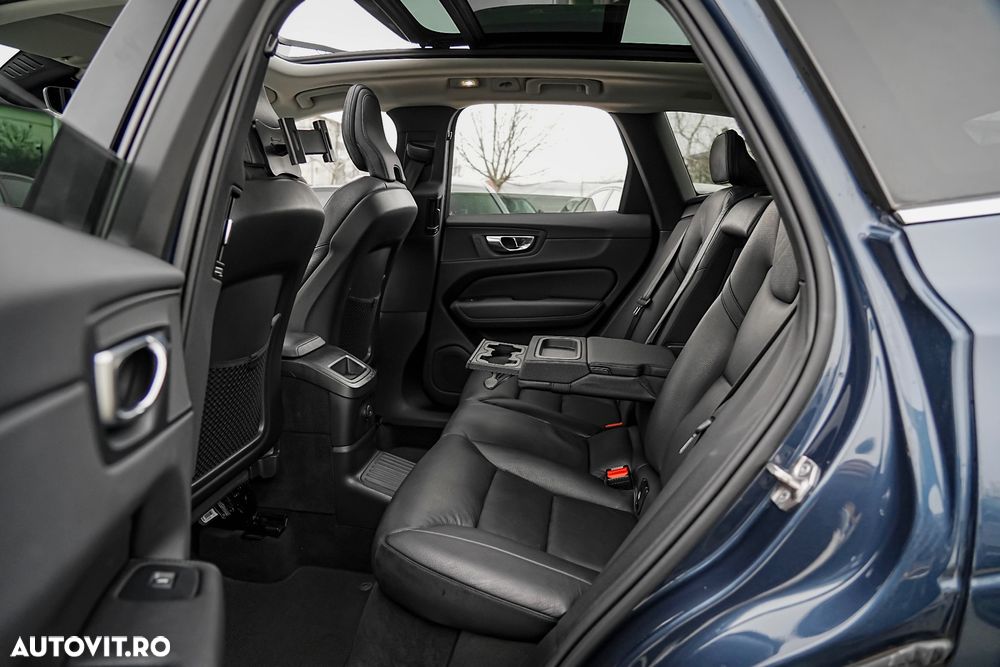 Volvo XC 60 Recharge T6 Twin Engine eAWD Inscription Expression - 16