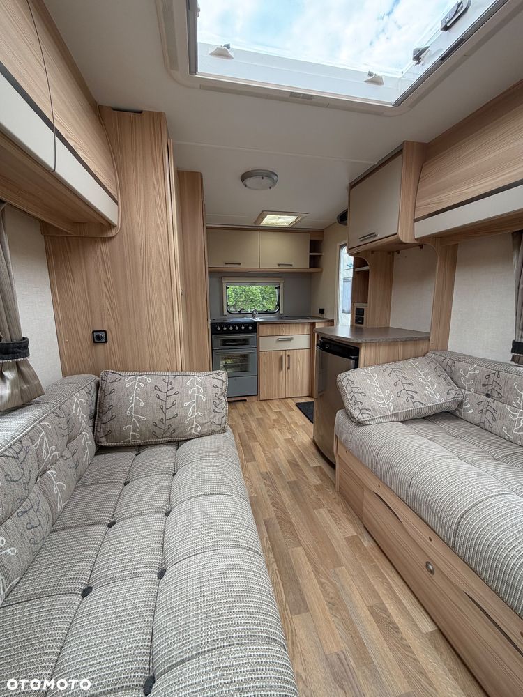 Coachman Amara 380/2 - 17