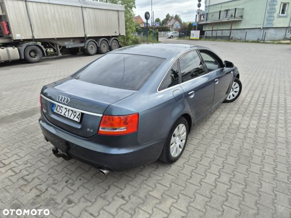 Audi A6 Limousine 2.4 - 5