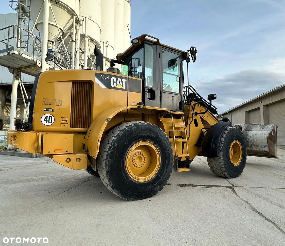 Caterpillar 930H - 3