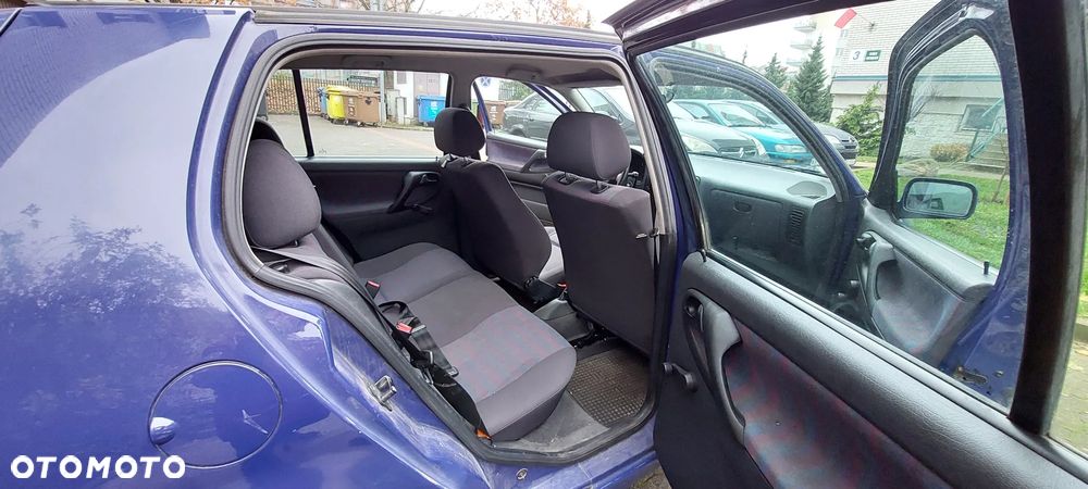 Volkswagen Polo 50 - 7