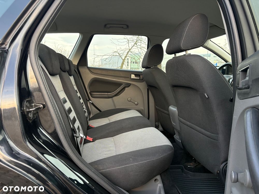 Ford Focus 1.8 Black Magic - 13
