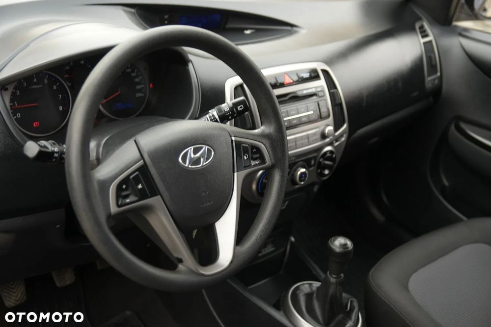 Hyundai i20 - 26
