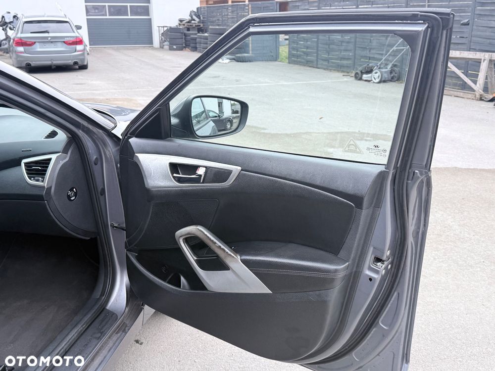 Hyundai Veloster 1.6 blue Style - 19