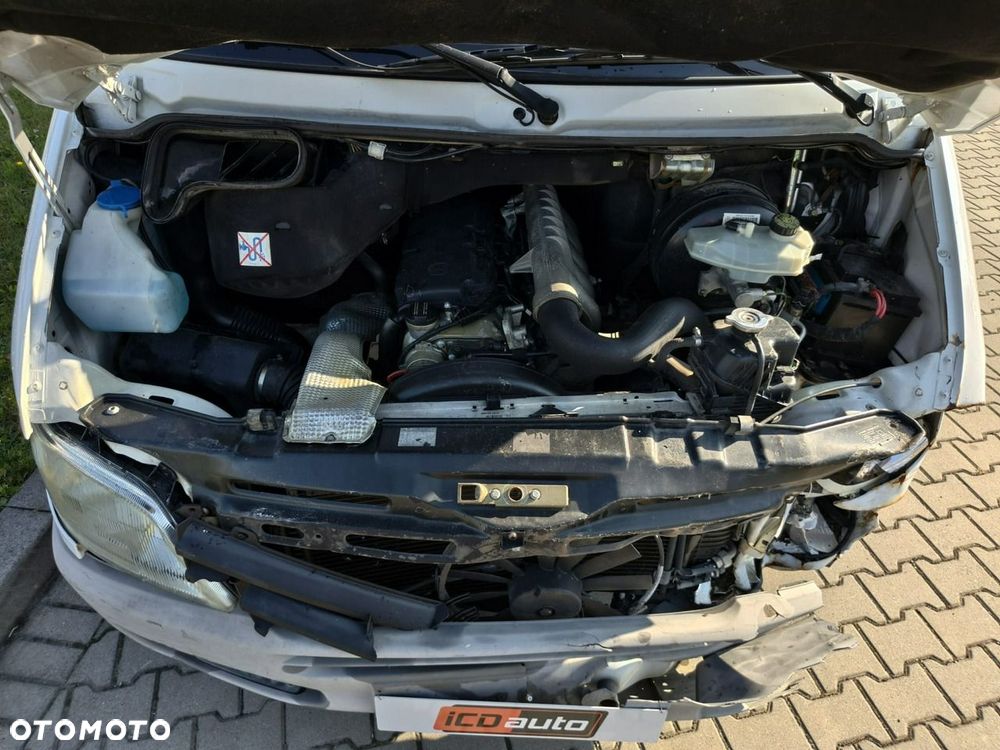 Mercedes-Benz Sprinter - 20