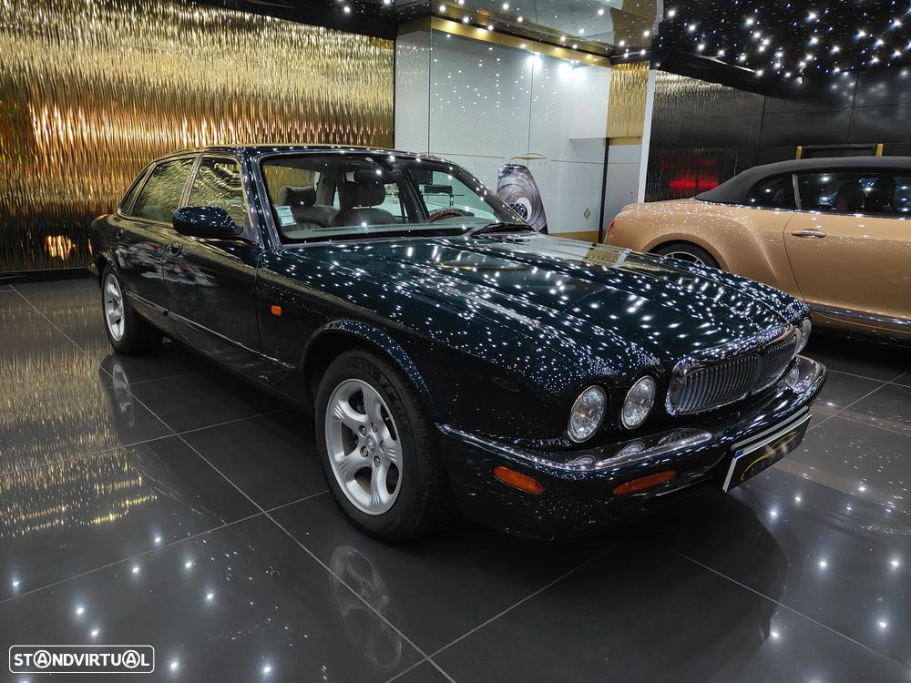 Jaguar XJ XJ8 3.2 Executive - 3