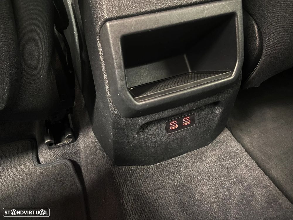 BMW 116 d Pack Essence - 12