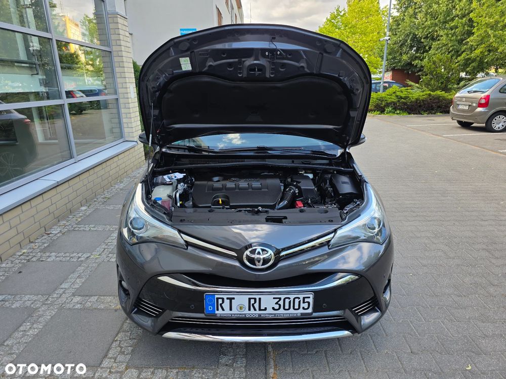 Toyota Avensis - 13