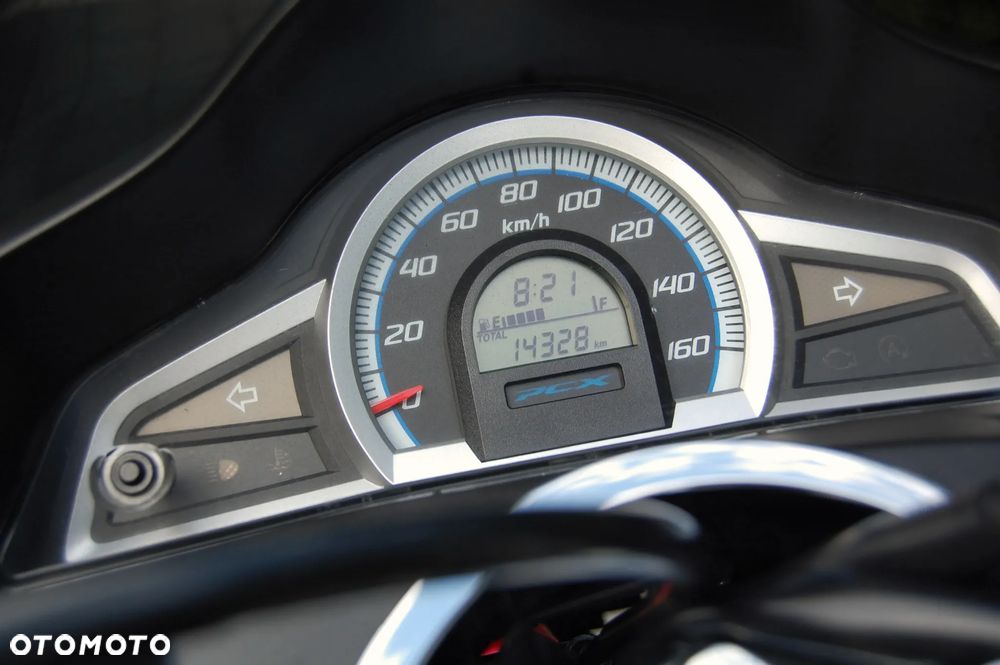 Honda PCX - 13