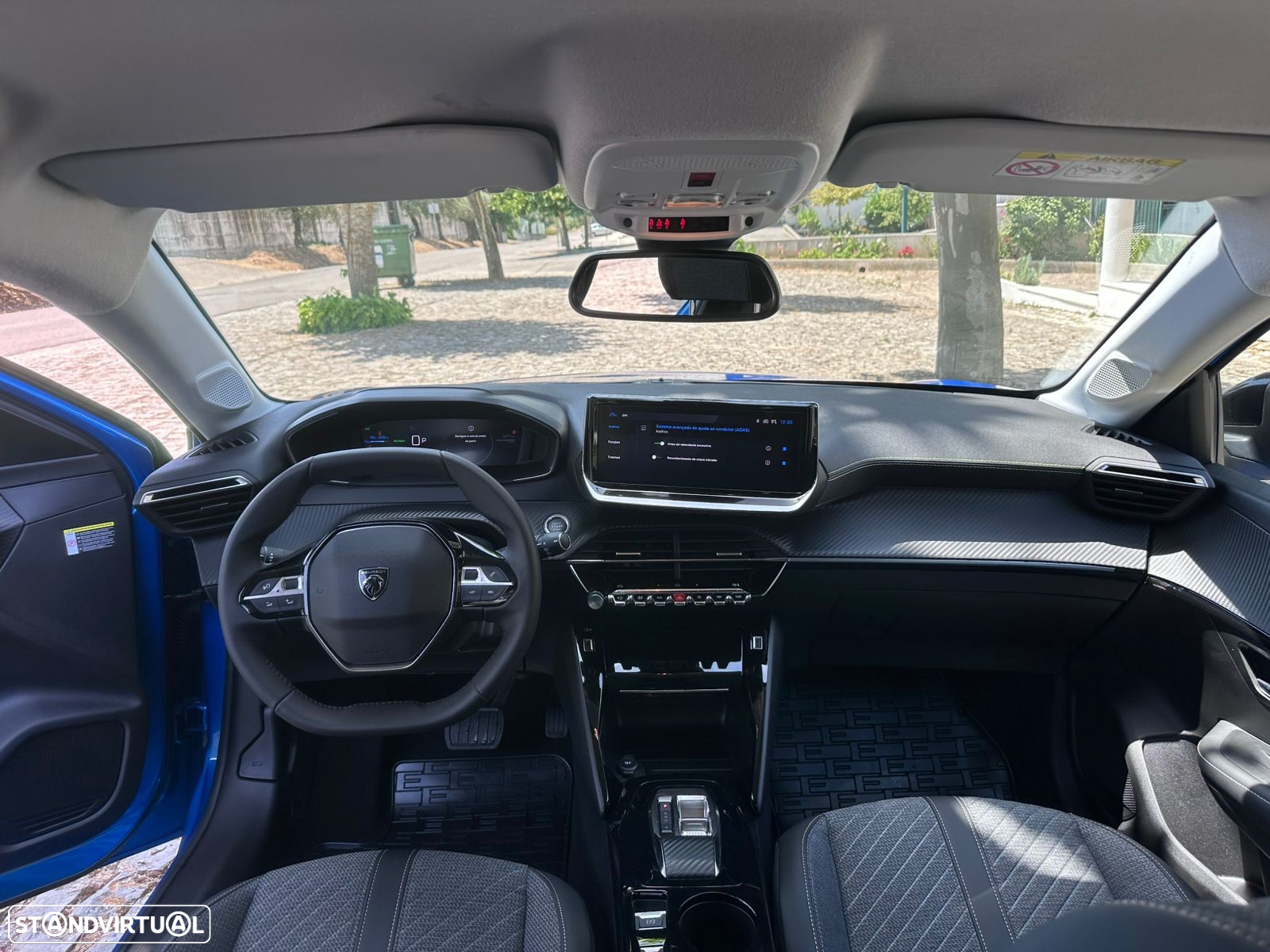 Peugeot e-208 50 kWh Allure - 18