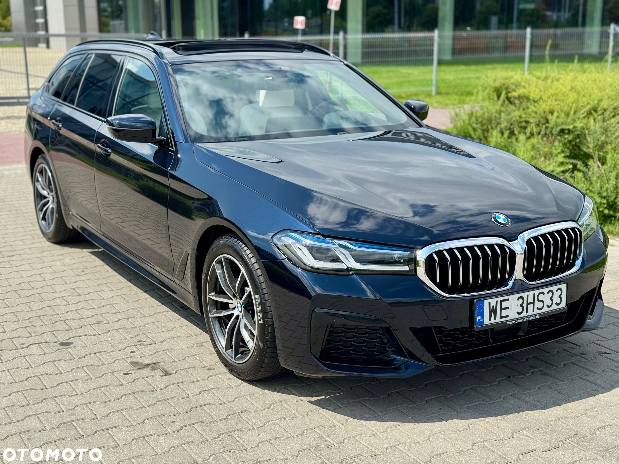 BMW Seria 5 520d xDrive Touring M Sport Edition - 5