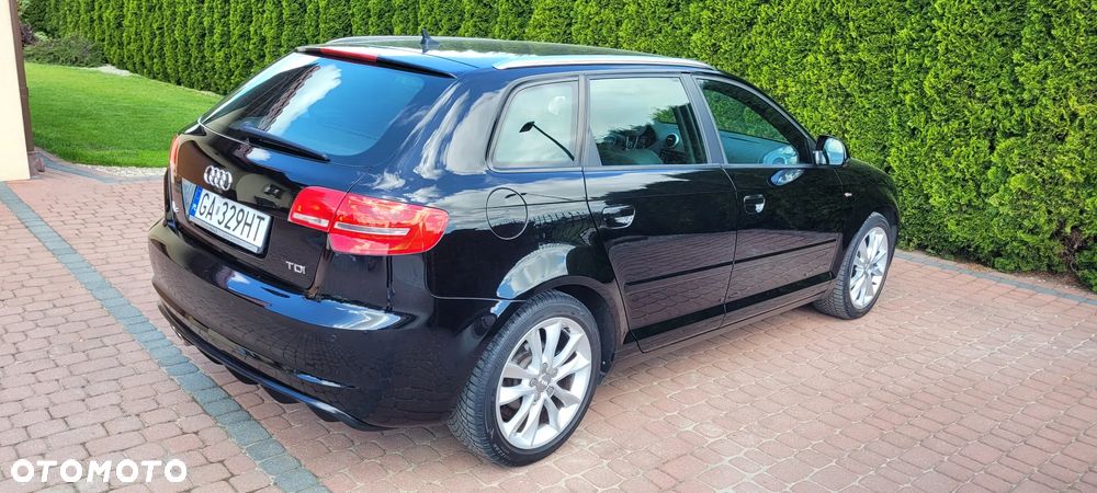 Audi A3 Sportback 2.0 TDI DPF S line Sportpaket - 5