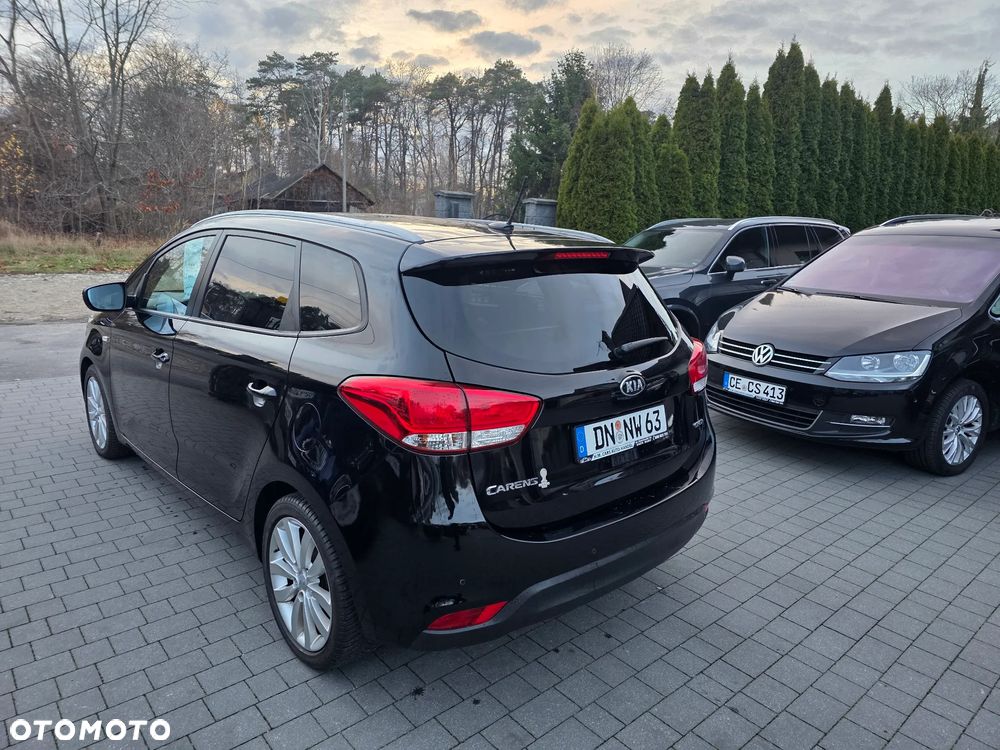 Kia Carens 1.7 CRDi 115 Fifa World Cup Edition - 6