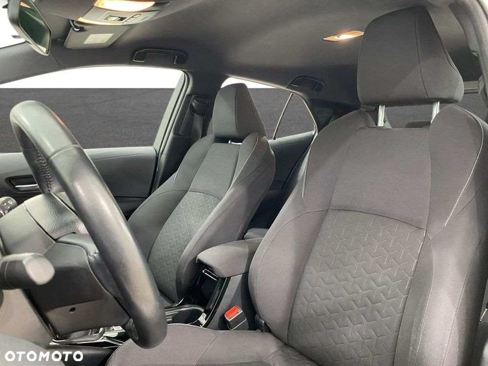 Toyota Corolla - 17