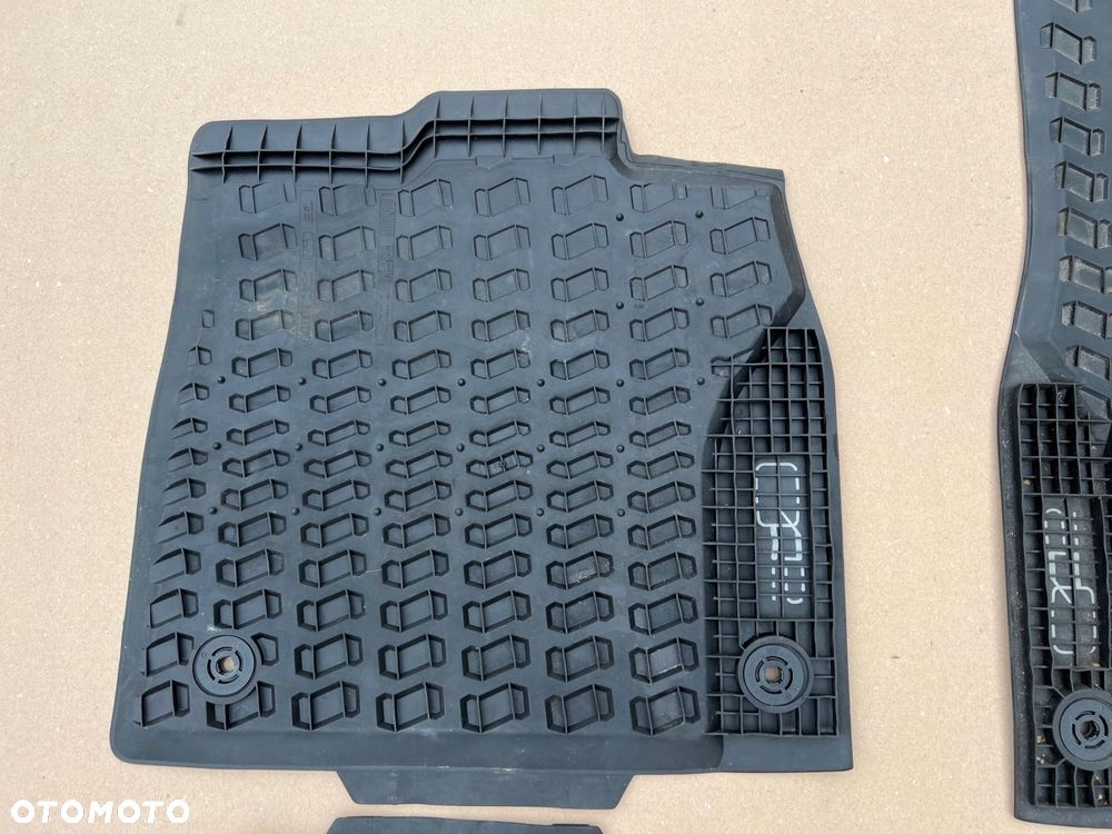 audi q5 80a zestaw dywaników gumowych przód tył 80b061501 80a061511 - 5