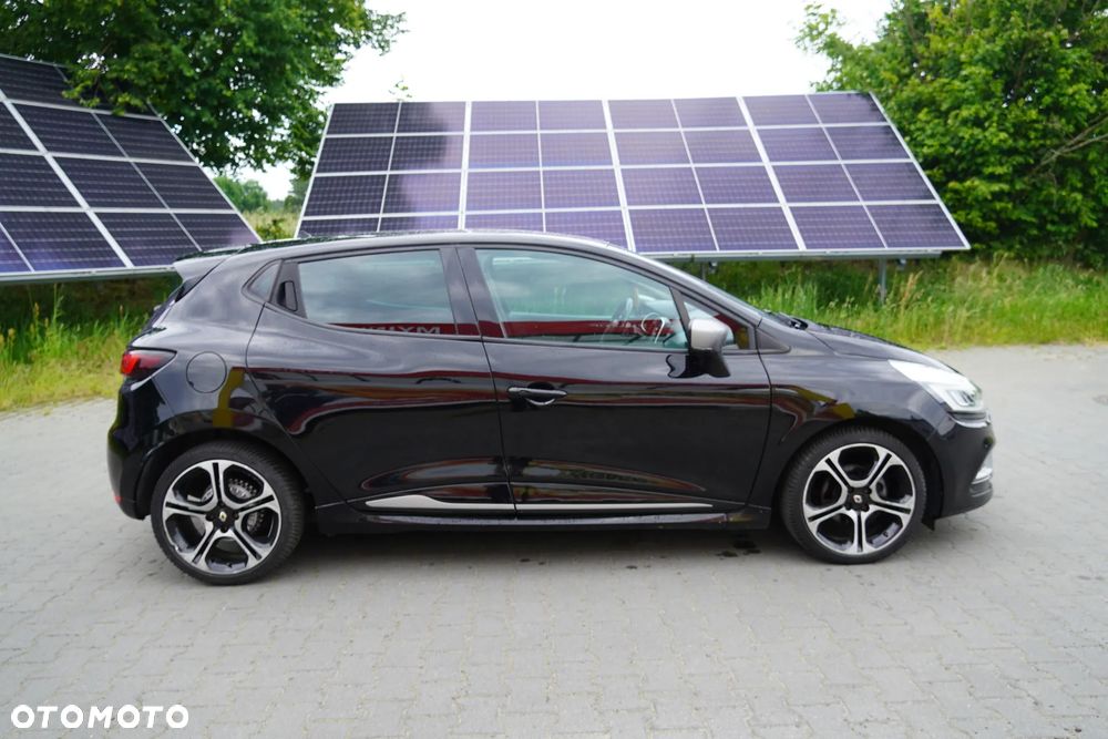 Renault Clio - 5