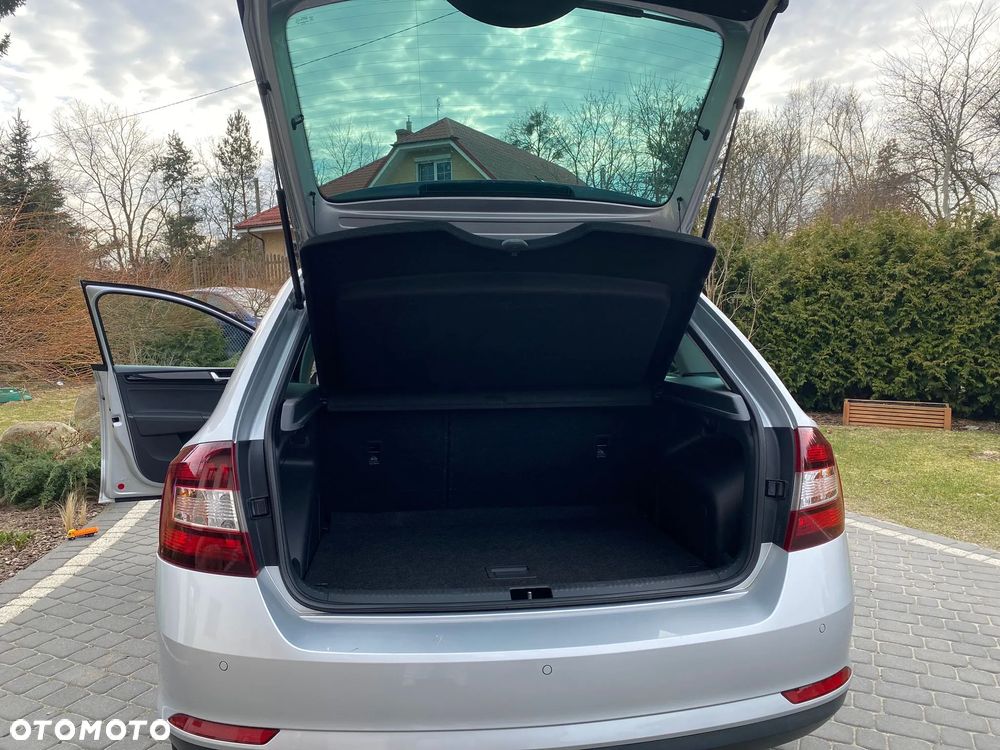Skoda RAPID 1.4 TDI DSG Monte Carlo - 10