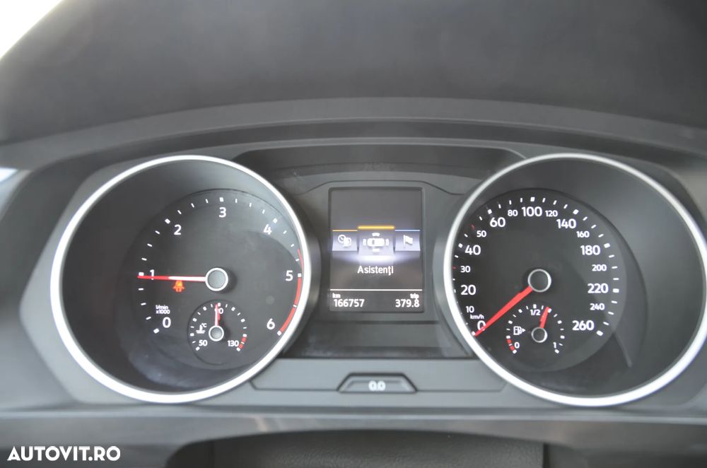 Volkswagen Tiguan 2.0 TDI DPF 4Motion BlueMotion Technology DSG Track & Style - 36