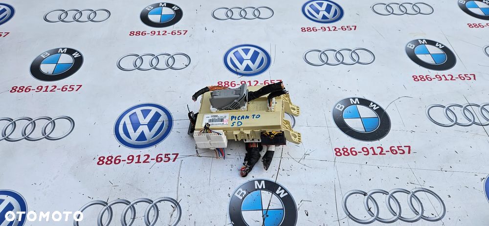 Kia Picanto II 2 2011- Skrzynka bezpieczników BCM Moduł BSI z przewodami Kostki Kable  91950-1Y555 Wersja 5 drzwi Europa - 1