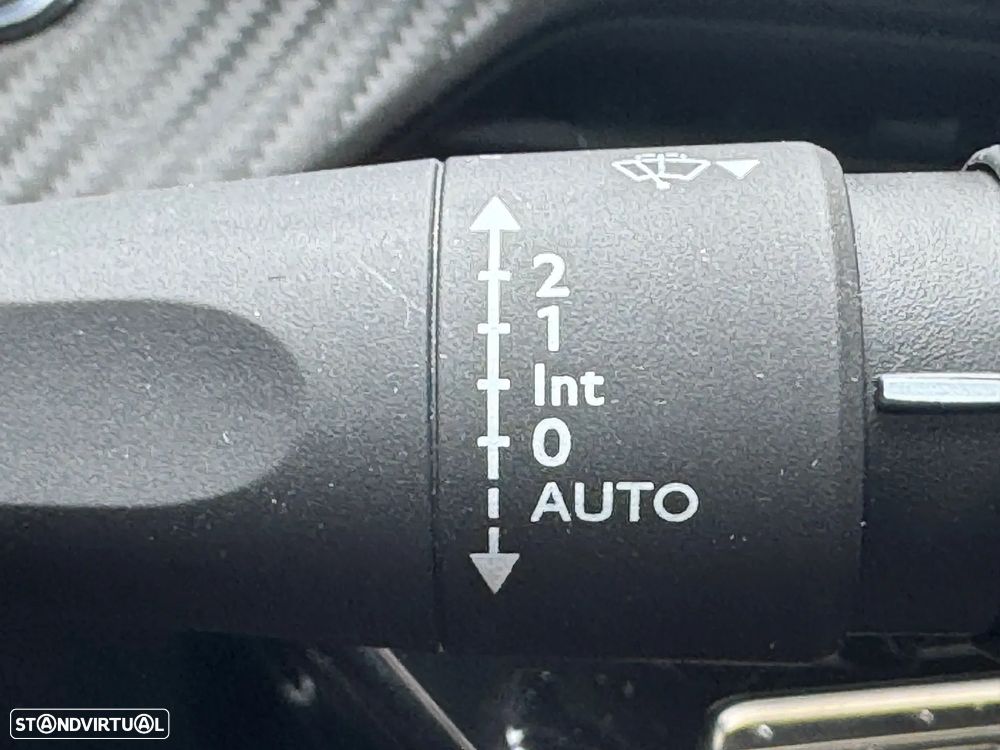 Peugeot e-208 Active Pack - 16